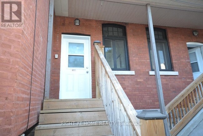 Building Photo - 103-117 MARLBOROUGH Ave