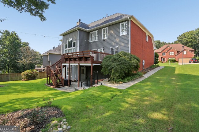 Building Photo - 2059 Sugar Springs Dr
