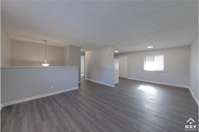 Foto del edificio - 2939 Salina Ct