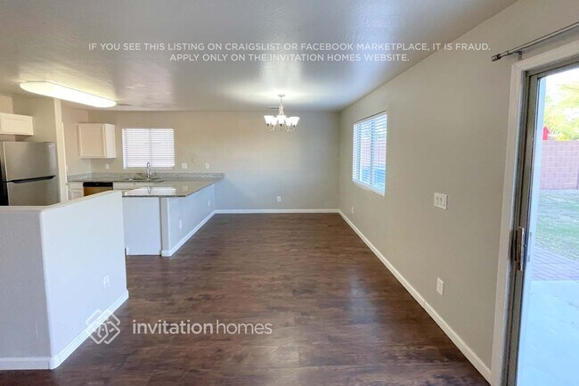 Foto del edificio - 23854 W Hadley St