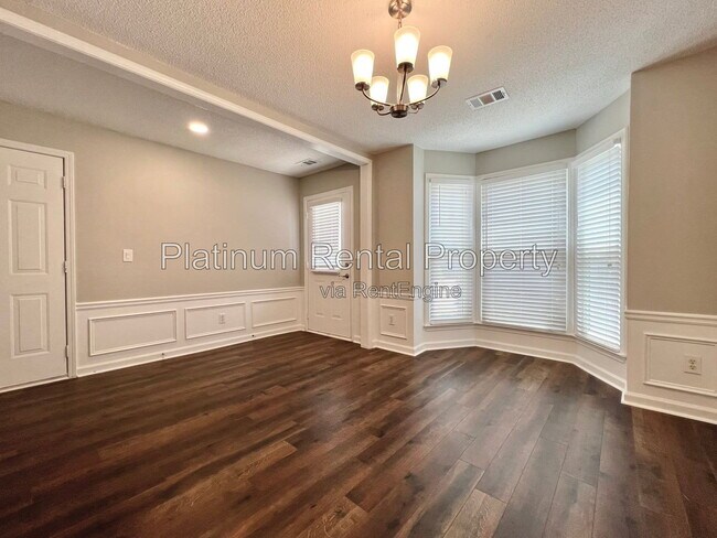 Foto del edificio - 2813 Priestcliff Dr SE