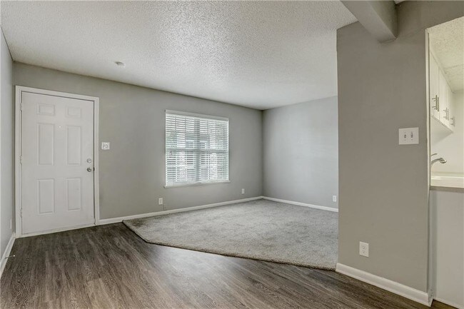 Foto del edificio - 2205 Muroc St