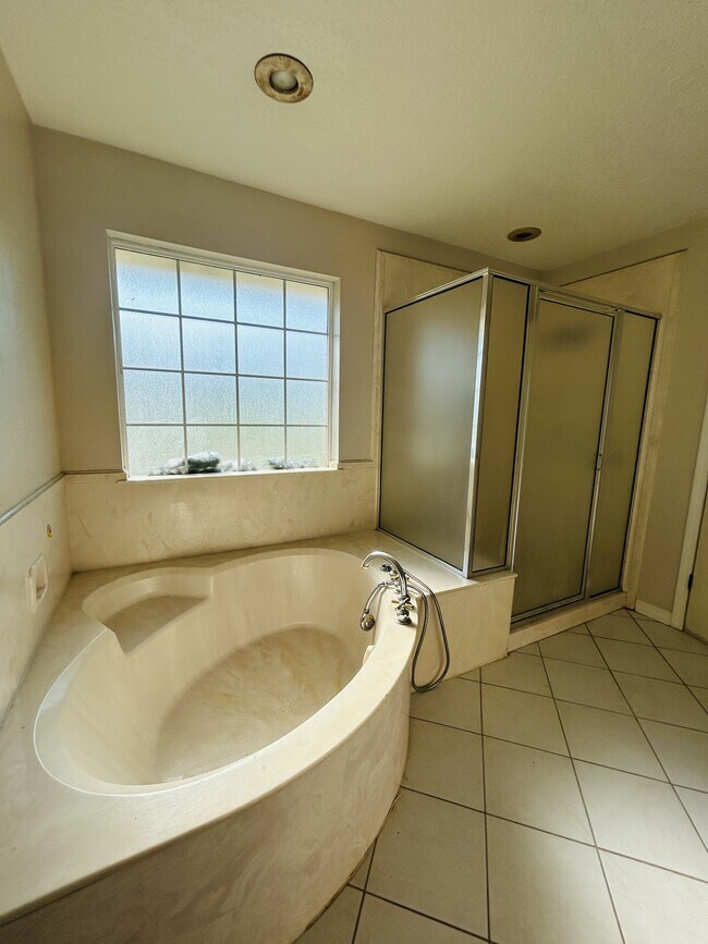 Foto del edificio - 11320 Allen Rd