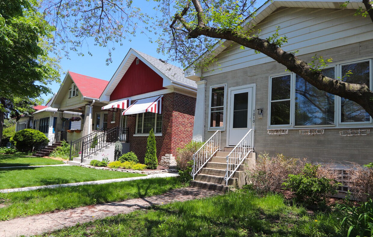 Primary Photo - 1010 S Ridgeland Ave