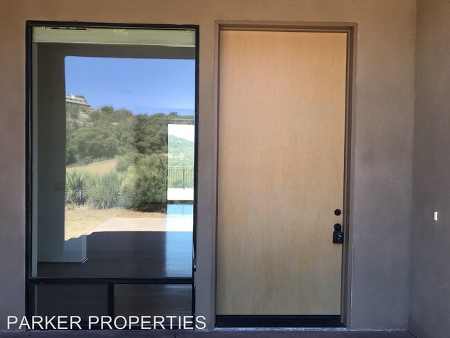 Foto del edificio - 3 br, 2.5 bath House - 10402 Burrell Way