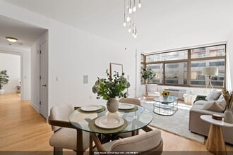 Building Photo - 10 Regent St