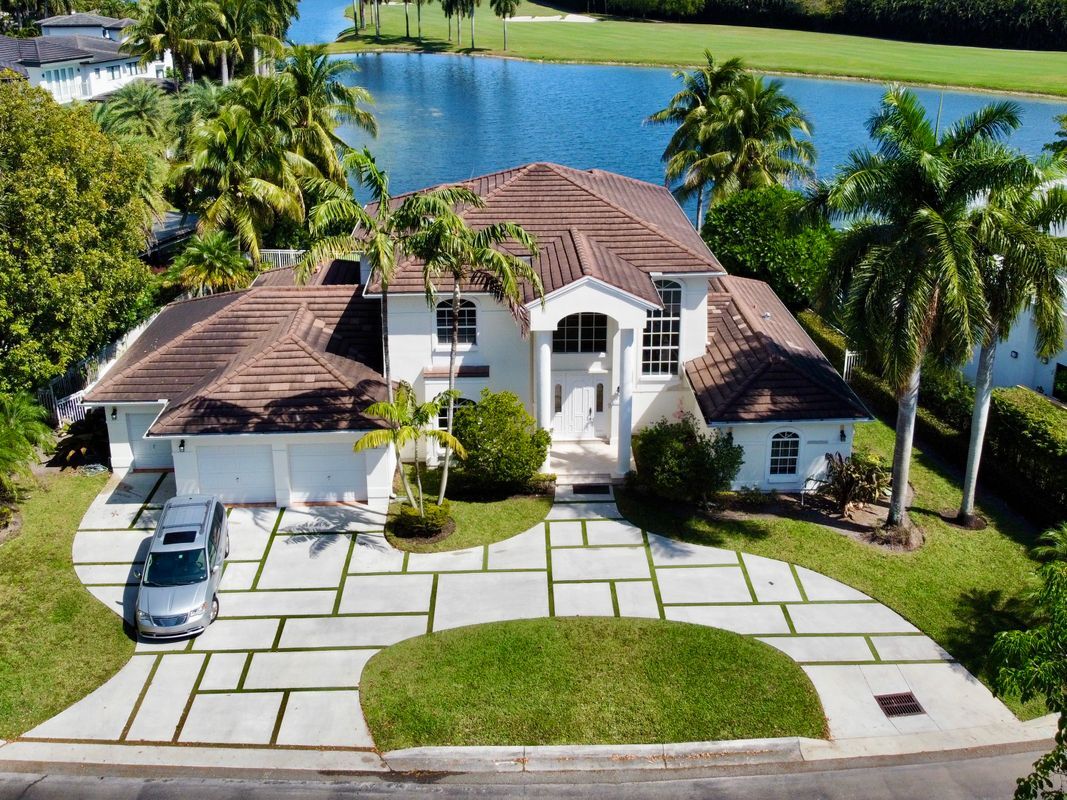 Primary Photo - 5023 NW 94th Pl