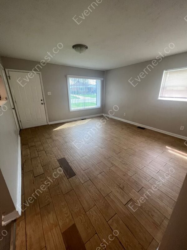 Building Photo - 29172 Oakwood St