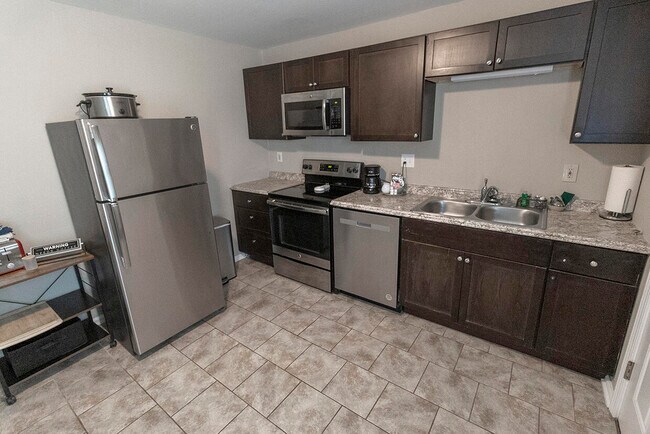 Foto del edificio - 103 N Garth Ave