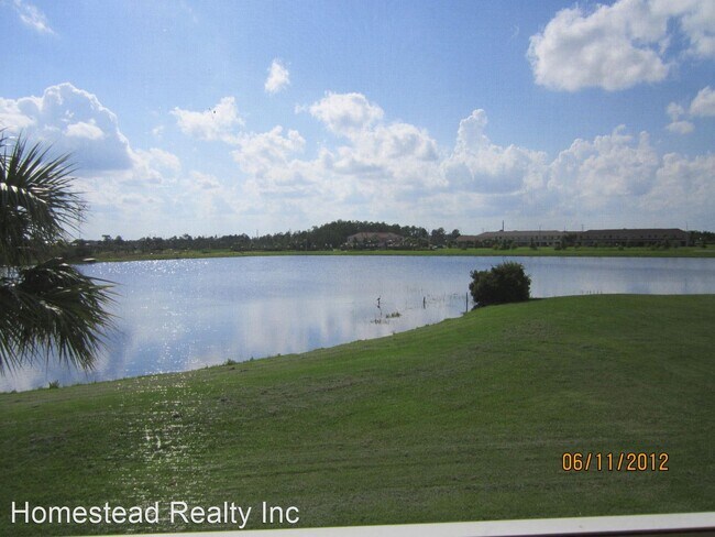 Building Photo - 13814 Timberbrooke Dr