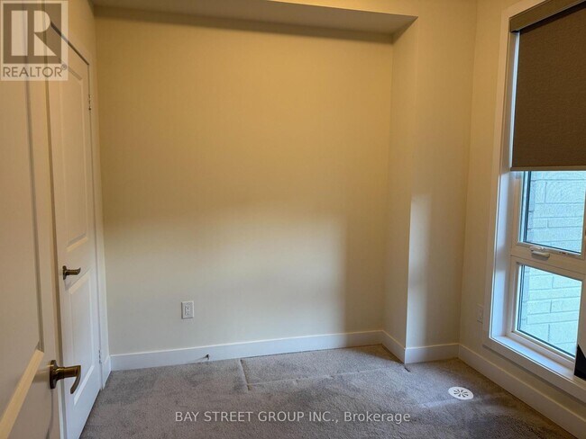 Building Photo - 96 Stauffer Cres