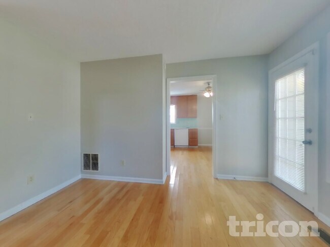 Foto del edificio - 2398 June Springs Dr SW