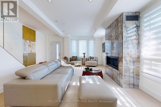 Photo du bâtiment - 22 Pitt Ave