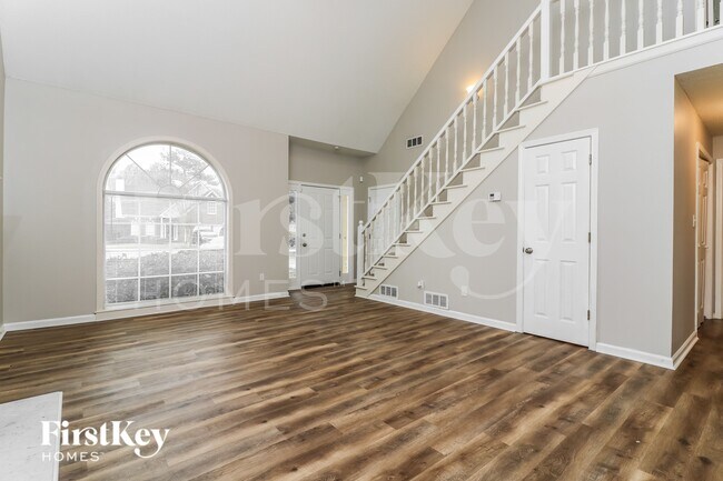 Foto del edificio - 5001 Rose Ct SE