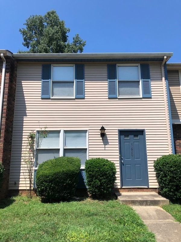 Building Photo - 7620 Holly Grove Ct
