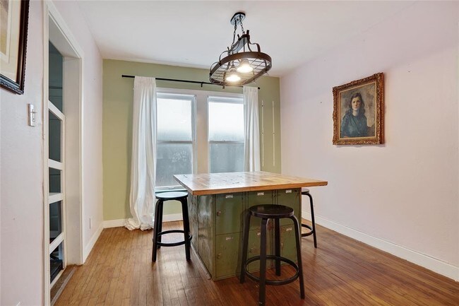 Foto del edificio - 1714 Fairview St