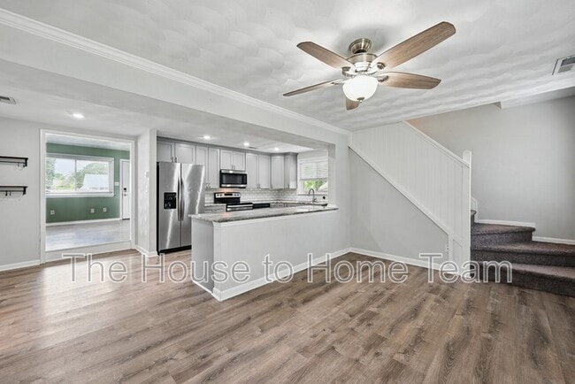 Building Photo - 3521 Brest Ave