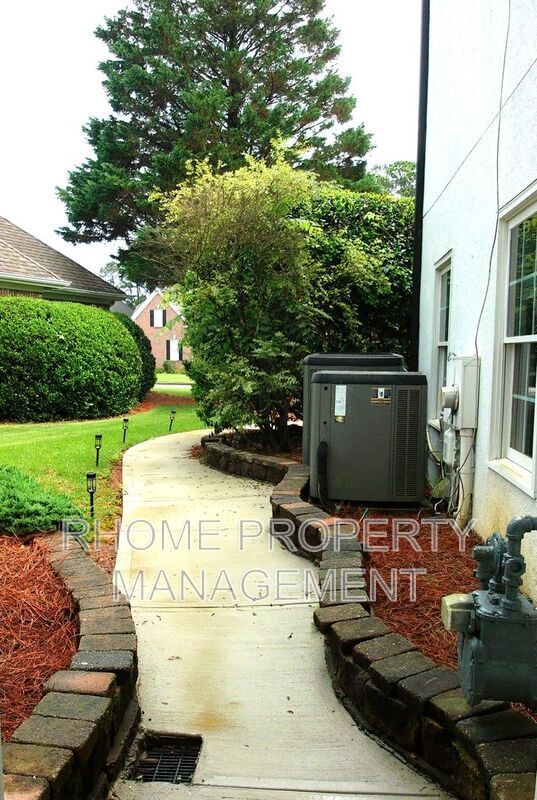 Foto del edificio - 1115 Cockrell Ct NW