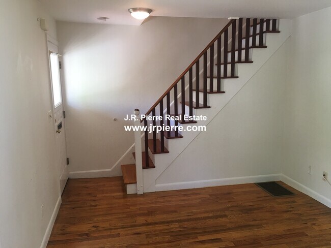 Building Photo - 138 Richdale Ave