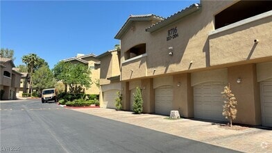 Building Photo - 8720 Red Brook Dr