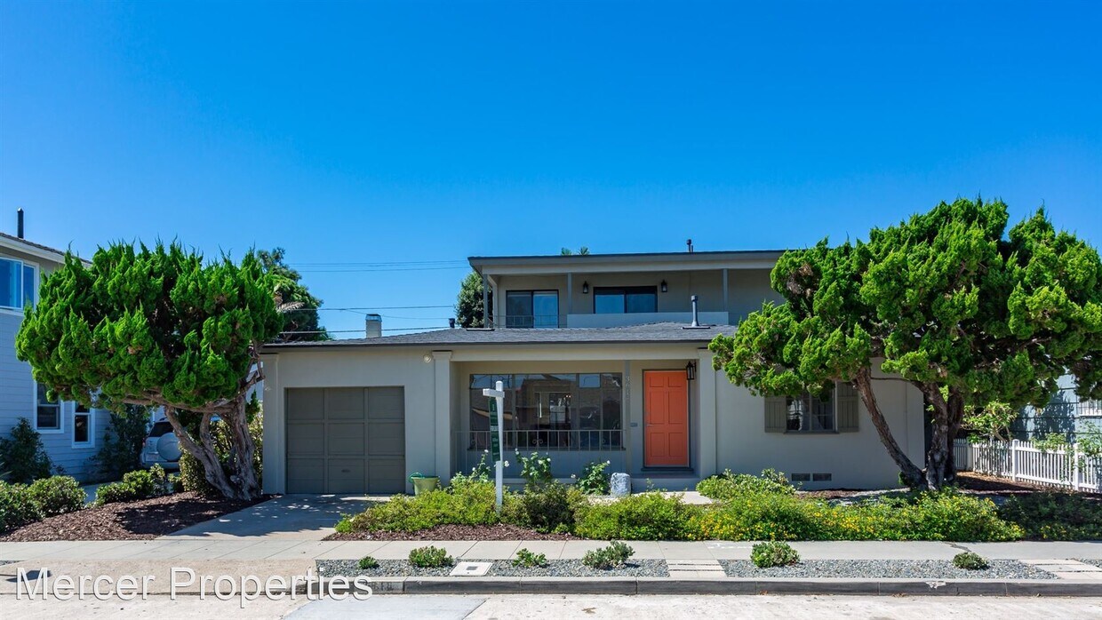 3 br, 2.5 bath House 3616 Jewell St House Rental in San Diego, CA