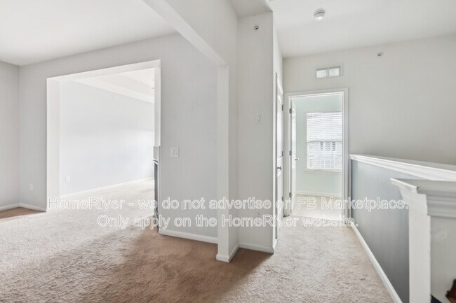 Building Photo - 504 Degas Ct