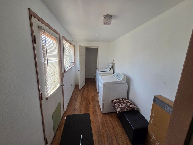 Foto del edificio - 3712 S 175th St