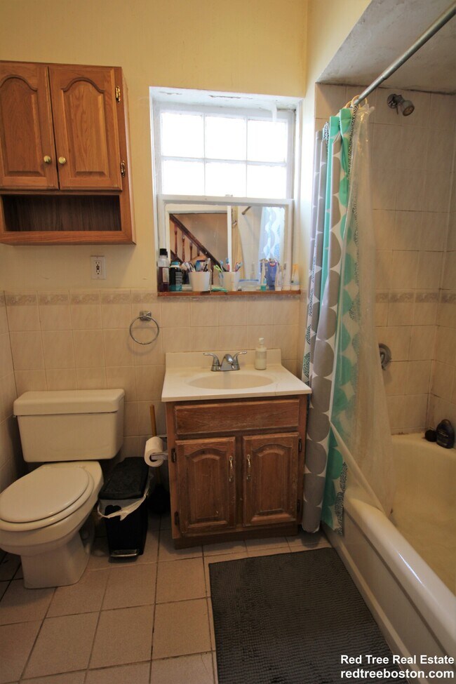 Building Photo - 98 Westbourne Ter