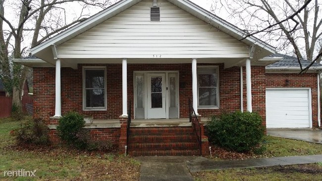 3 br, 1.5 bath House