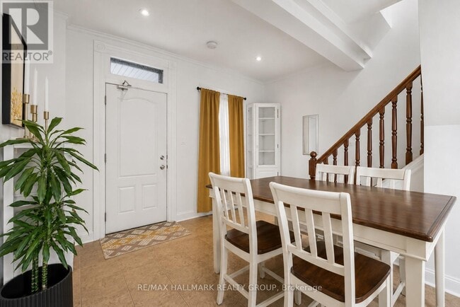 Photo du bâtiment - 1308 Shillington Ave