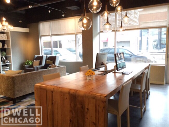 Foto del edificio - 1260 W Madison St