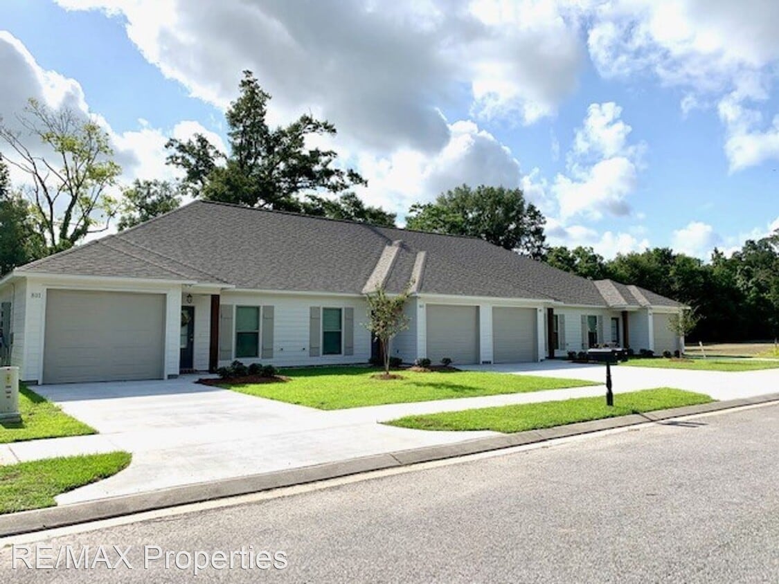 Primary Photo - 2 br, 2 bath House - 803 S. Audubon Place Ave