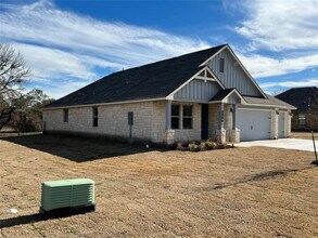 Building Photo - 120 Tom Kite Dr