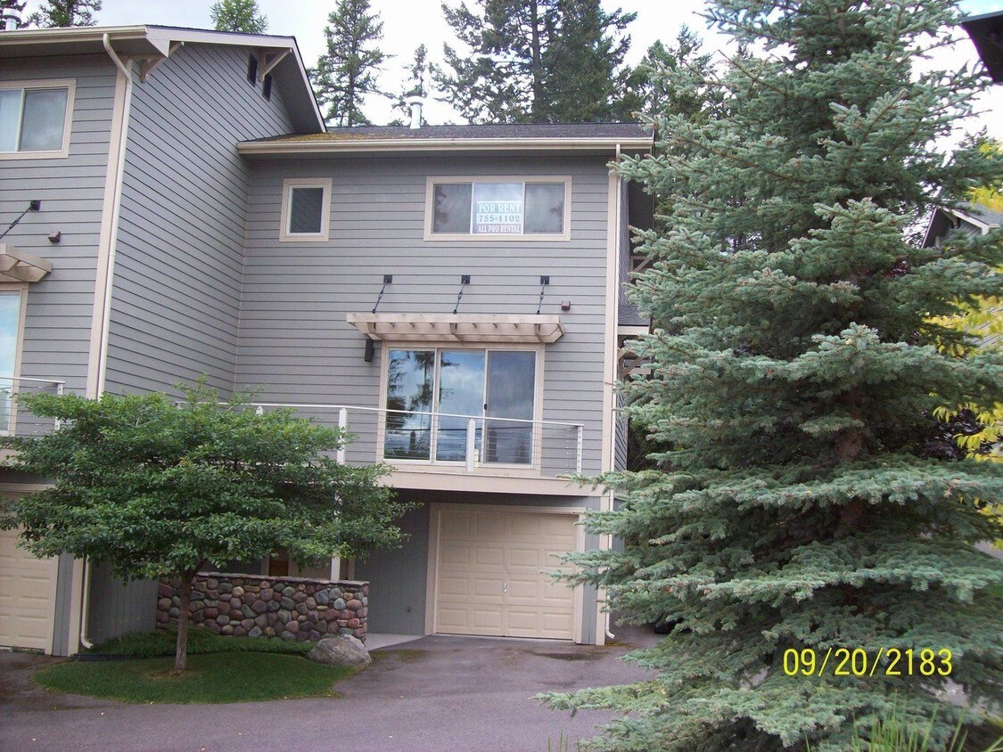 Primary Photo - 3 br, 3.5 bath House - 804 Stoner Loop