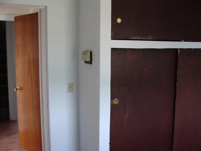 Building Photo - 41 Talsma Rd