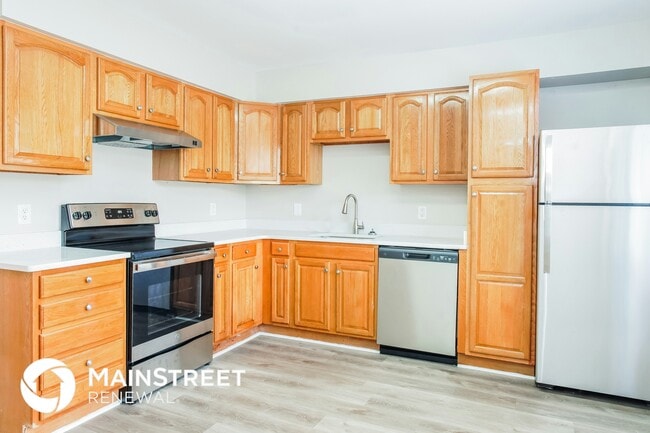 Building Photo - 8000 Krista Lynn Ct