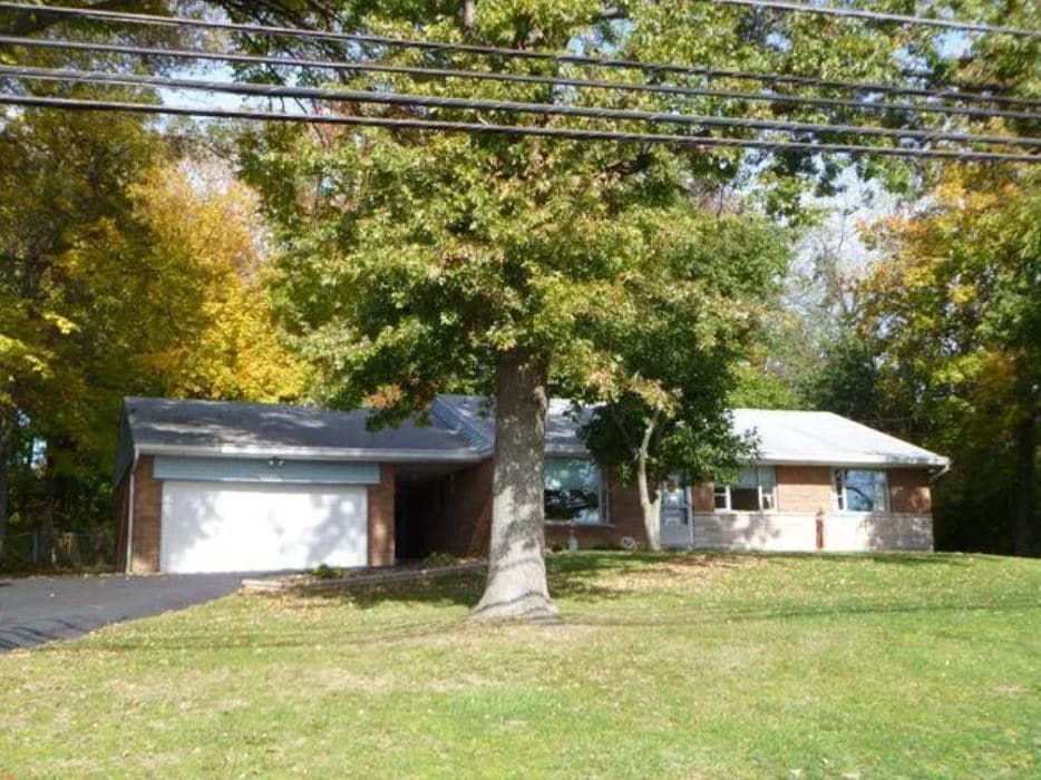 Primary Photo - 5720 Old Pfeiffer Ln