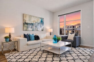 Building Photo - 98 Herron St NE