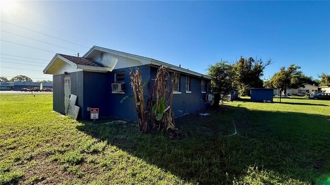 Building Photo - 1314 N Combee Rd
