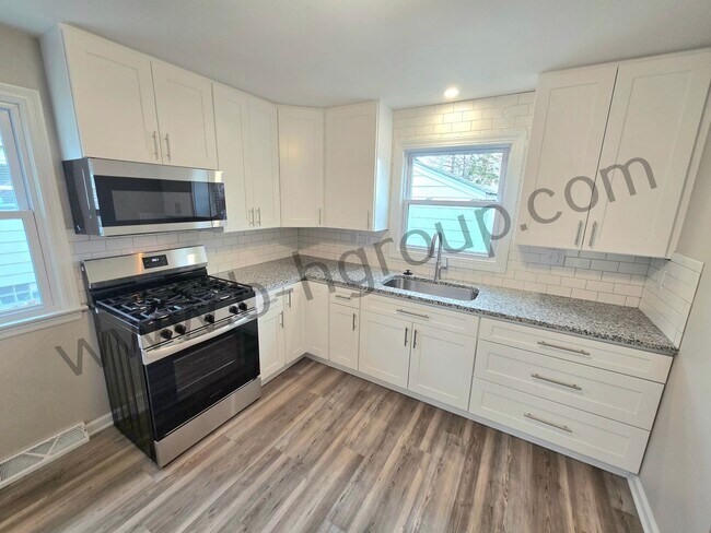 Foto del edificio - Newly Updated!