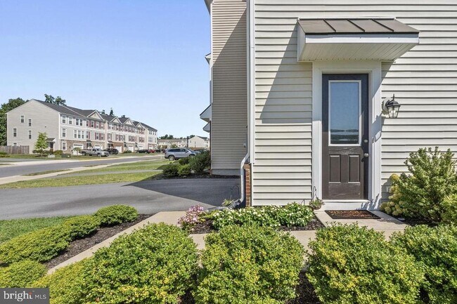 Foto del edificio - 121 Sequoia Dr