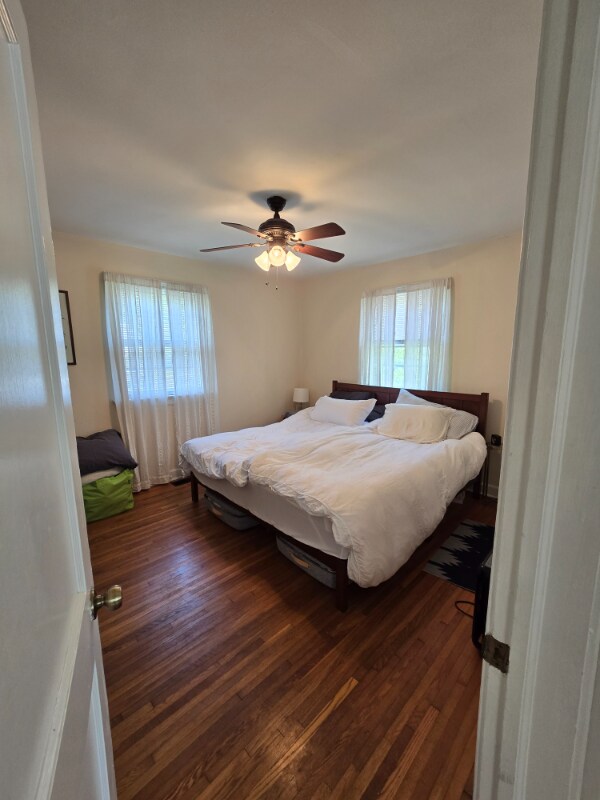 Foto del edificio - 6411 Stuart Ave