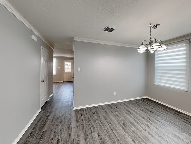 Building Photo - 5309 Gingerwood Dr