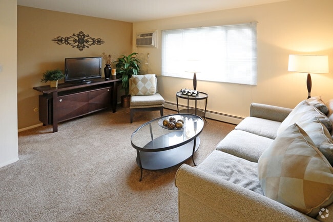 1HAB,1BA, 525 ft² - White Birch - The Birches Apartments