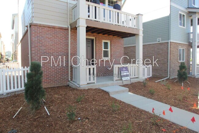 Building Photo - 12871 E Caspian Pl