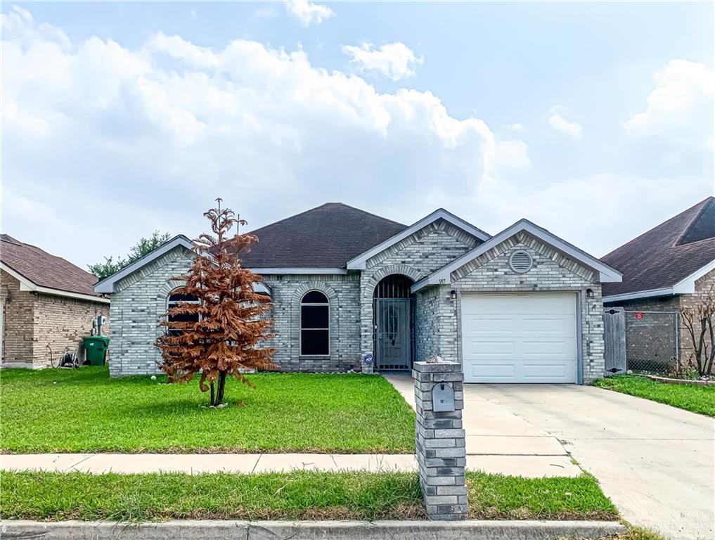 Foto principal - 917 W Toffee Dr