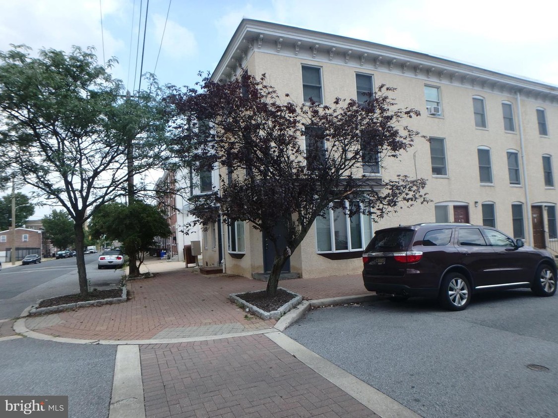 Primary Photo - 1300 N French St