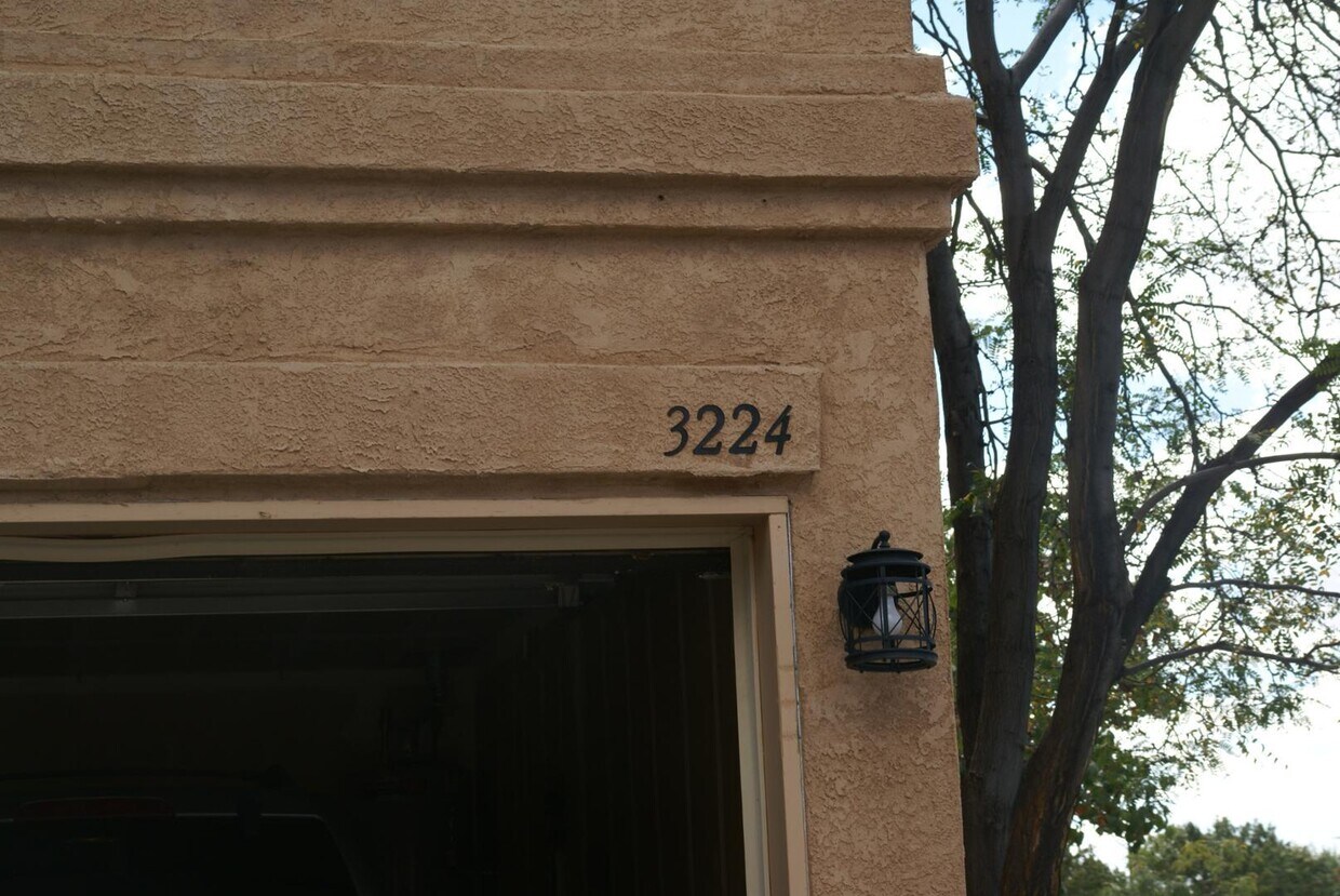 Primary Photo - 3224 Mountainside Pkwy NE