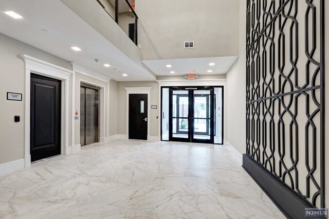 Foto del edificio - 305 Patterson St