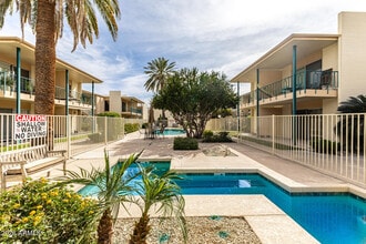 Building Photo - 3655 N 5th Ave